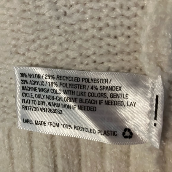 Isabel Maternity • NWT Fair Isle Pattern Sweater - Picture 7 of 7